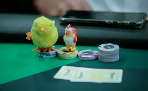 Protetor de cartas (Foto: Divulgação/BSOP)