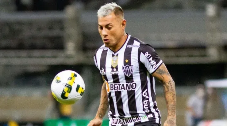 Foto: Fernando Moreno/AGIF - O novo contrato e o salário de Vargas são motivos de debate no Galo