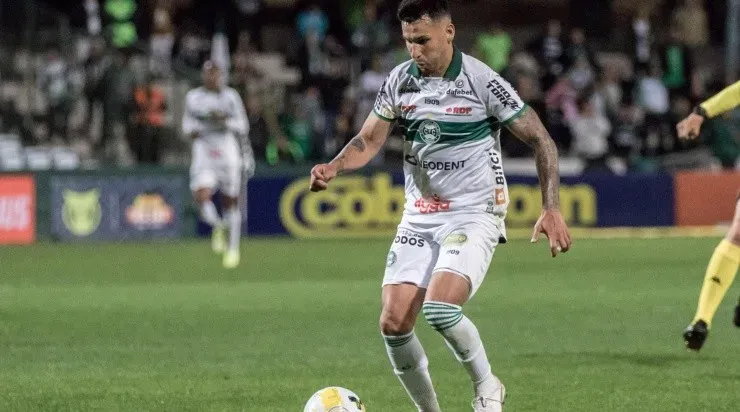 Foto: Robson Mafra/AGIF - Hernán Pérez: deve ser titular contra o Atlético