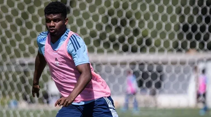 Foto: Gustavo Aleixo/Cruzeiro/Divulgação - O jovem centroavante já está regularizado no BID