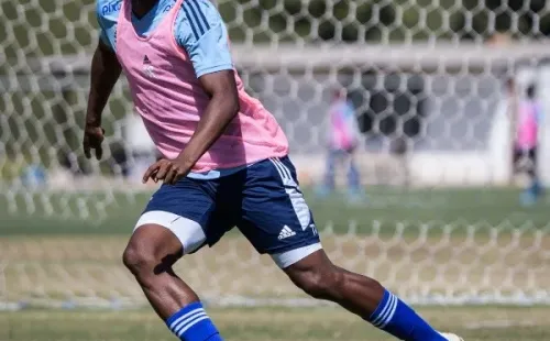 Flickr Oficial do time: Gustavo Aleixo/Flickr Oficial Cruzeiro – Lincoln pode aparecer como opção contra o Grêmio