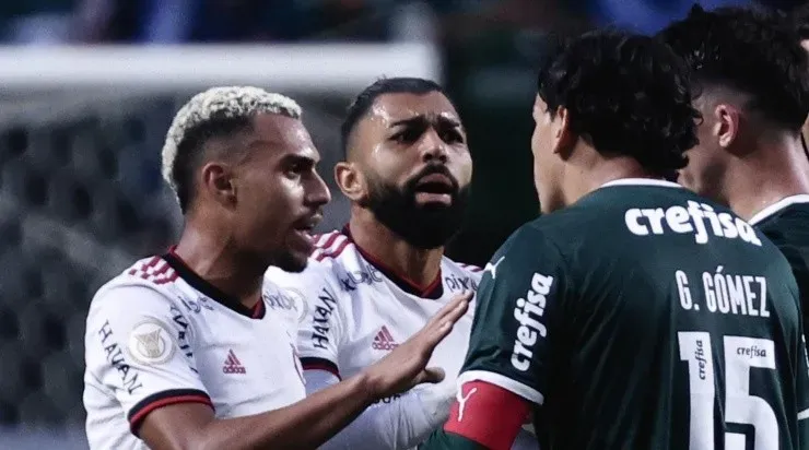 Foto: Ettore Chiereguini/AGIF - Lance gerou muita polêmica.