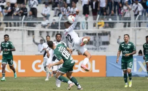 Diogo Reis/AGIF/ Ponte Preta em campo no clássico contra o Guarani.