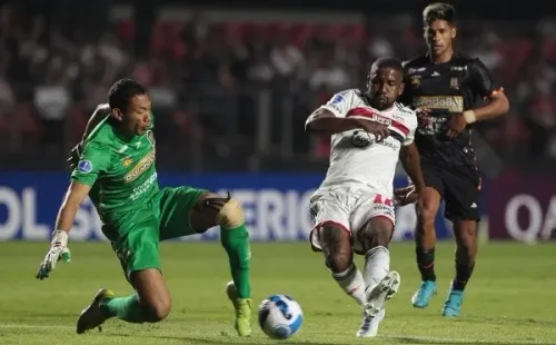 Foto: Rubens Chiri/sãopaulofc.net – Toró vai fazer parceria com Bernard