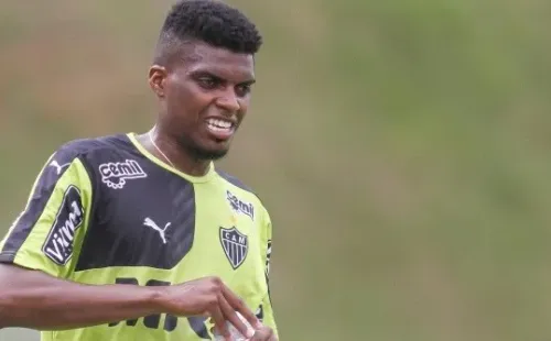 Jemerson pode ganhar espaço no Atlético-MG (Foto: Thomas Santos/AGIF)