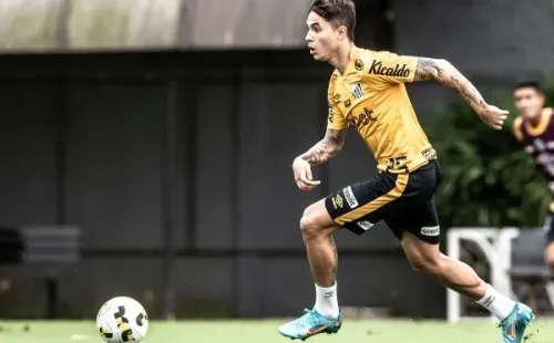 Foto: Ivan Storti/Santos FC – Zanocelo é titular absoluto do Santos e deve ser adquirido em definitivo após empréstimo