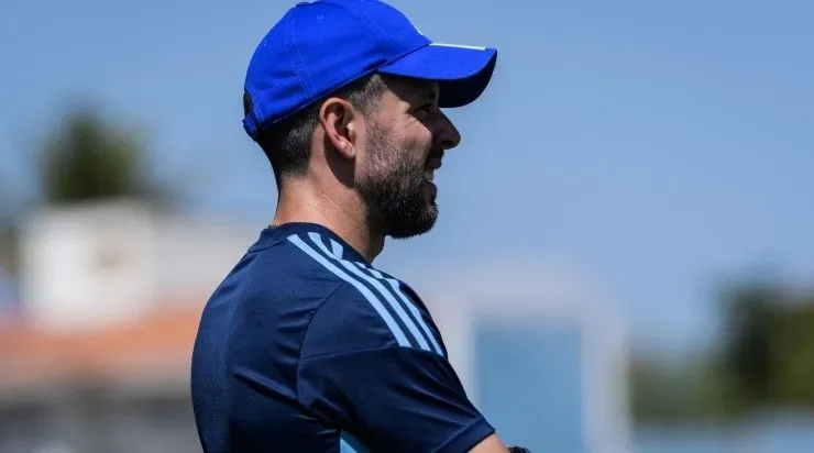 Foto: Gustavo Aleixo/Cruzeiro/Divulgação - O técnico uruguaio está incluído nos planos da diretoria