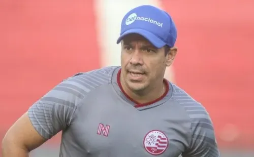 Foto: Tiago Caldas/CNC – Dado Cavalcanti alterou o time para buscar reação