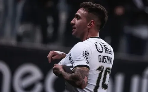 (Foto: Ettore Chiereguini/AGIF) Gustavo Mosquito se torna um dos artilheiros da Arena Corinthians