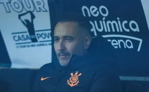 Foto: Marcello Zambrana/AGIF – Vítor Pereira tem contrato válido no Corinthians até dezembro