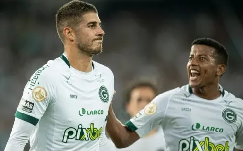 Foto: Jorge Rodrigues/AGIF – Pedro Raul, do Goiás, é o artilheiro do Campeonato Brasileiro com 14 gols