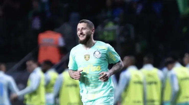 Foto: Ettore Chiereguini/AGIF - Zé Rafael marcou com assistência de Scarpa contra o Juventude.