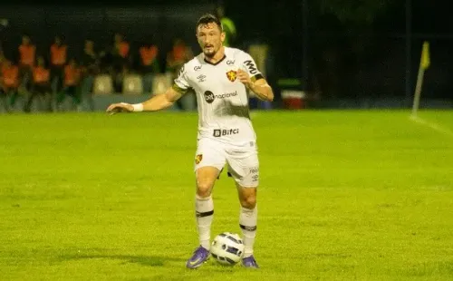 Foto: Aldo Carvalho/AGIF – Sander foi muito elogiado pelo treinador do Sport