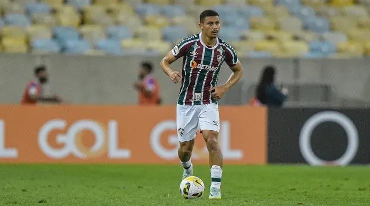 Foto: Thiago Ribeiro/AGIF - André, titular absoluto, está suspenso da partida.