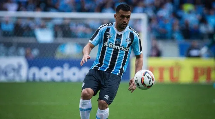 Foto: Maxi Franzoi/AGIF - O defensor tem a confiança do técnico gremista