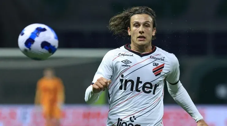 Foto: Marcello Zambrana/AGIF - Canobbio ainda não é unanimidade entre os torcedores.