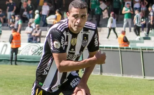 (Foto: Robson Mafra/AGIF)