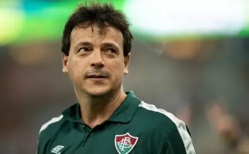 Foto: Jorge Rodrigues/AGIF – Diniz foi elogiado por Ganso