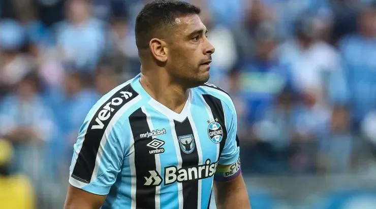 Foto: Pedro H. Tesch/AGIF - O centroavante é um dos destaques do Grêmio na temporada