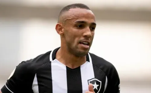 Marçal é um dos destaques do Botafogo (Foto: Jorge Rodrigues/AGIF)