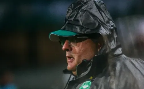 Foto:Gabriel Machado/AGIF – Guto Ferreira elogiou o time do Coritiba