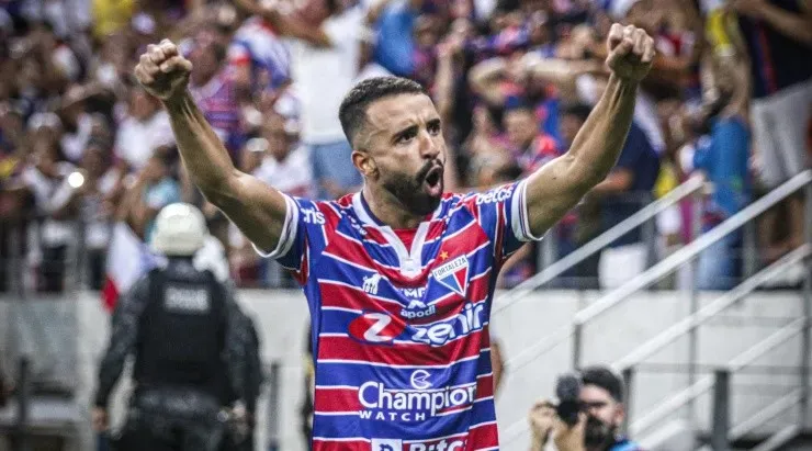 Foto: Lucas Emanuel/AGIF - Caio Alexandre marcou no último lance do jogo.