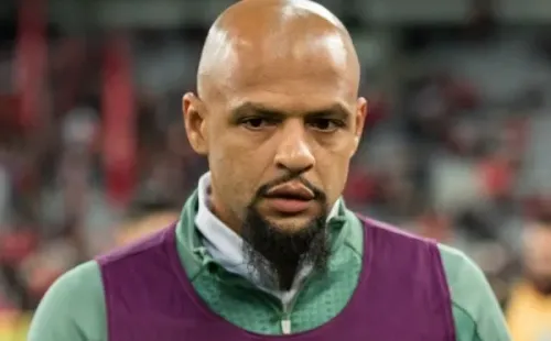 PR - Curitiba - 03/09/2022 - BRASILEIRO A 2022, ATHLETICO PR X FLUMINENSE - Felipe Melo jogador do Fluminense durante partida contra o Athletico-PR no estadio Arena da Baixada pelo campeonato Brasileiro A 2022. Foto: Robson Mafra/AGIF