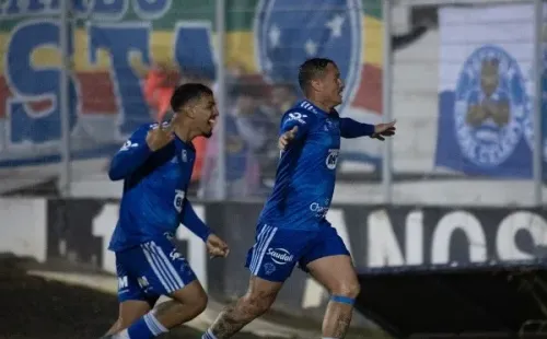 Foto: Diogo Reis/AGIF – Cruzeiro foi campeão da Série B com seis rodadas de antecedência