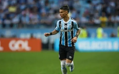 Ferreira pode deixar o Grêmio (Foto: Pedro H. Tesch/AGIF)