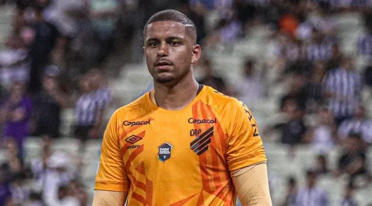 Foto: Lucas Emanuel/AGIF - Anderson: goleiro está de saída do Athletico