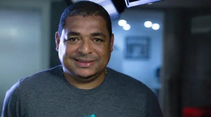 Vampeta criticou Vitor Pereira e mandou forte recado a Duílio. Foto: Reprodução Jovem Pan