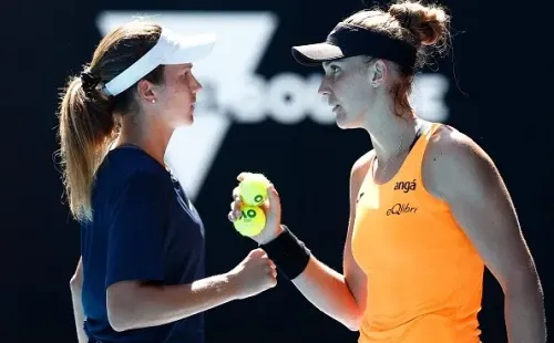 Danilina e Bia ainda sonham com o Finals. Créditos: Darrian Traynor/Getty Images