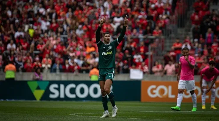 Foto: Maxi Franzoi/AGIF - Pedro Raul: marcou 2 vezes contra o Inter no Beira-Rio