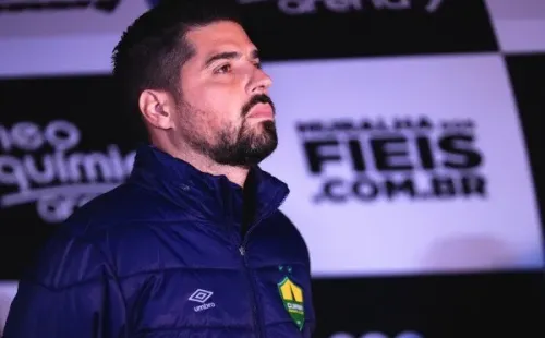 SP - Sao Paulo - 01/10/2022 - BRASILEIRO A 2022, CORINTHIANS X CUIABA - antonio oliveira tecnico do Cuiaba durante partida contra o Corinthians no estadio Arena Corinthians pelo campeonato Brasileiro A 2022. Foto: Ettore Chiereguini/AGIF