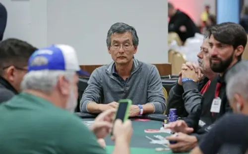 Ricardo Nakamura durante etapa do Rio de Janeiro do BSOP (Foto: Luis Bertazini/BSOP)