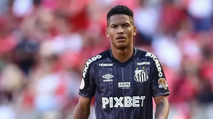 Foto: Pedro H. Tesch/AGIF - Ângelo é a principal joia do atual elenco.