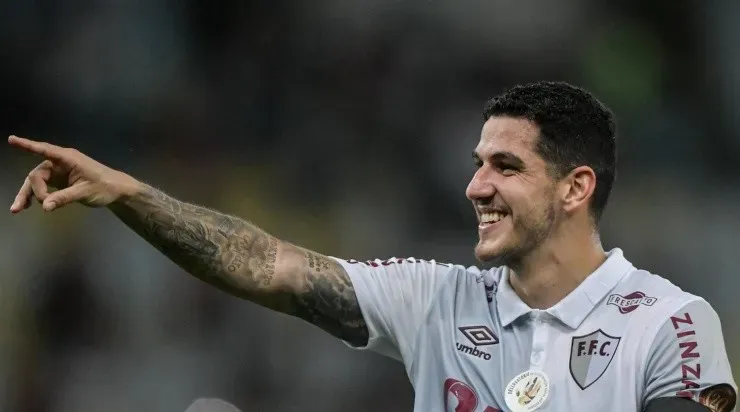 Thiago Ribeiro/AGIF – Nino com a camisa do Fluminense