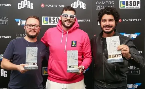 Pódio Turbo Ko (Foto: Rafael Terra/BSOP)