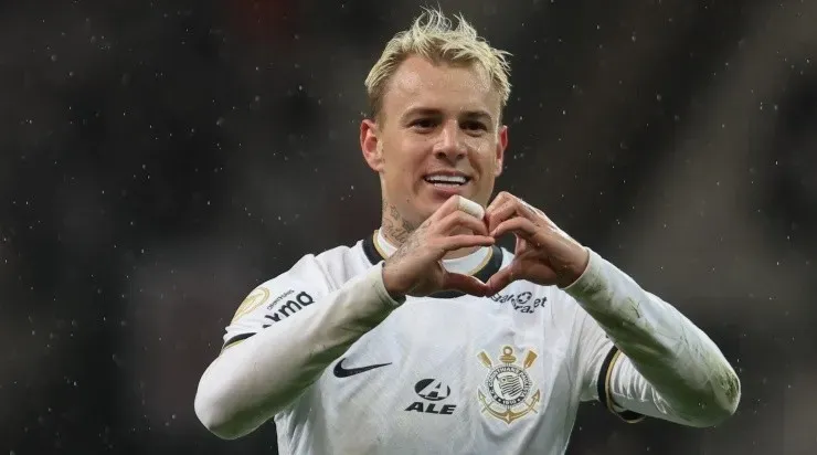 Foto: Marcello Zambrana/AGIF - Guedes constantemente é observado por europeus.