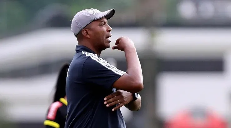 Orlando Ribeiro não sabe quando terá o retorno de Marcos Leonardo ao Santos. Foto: Ivan Storti/ Santos