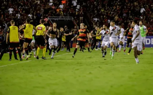 Foto: Rafael Vieira/AGIF/ Confusão na Ilha do Retiro.