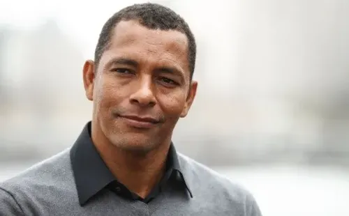 Gilberto Silva jogou no Arsenal e hoje representa o Clube pelo mundo – (Photo by Brendon Thorne/Getty Images)