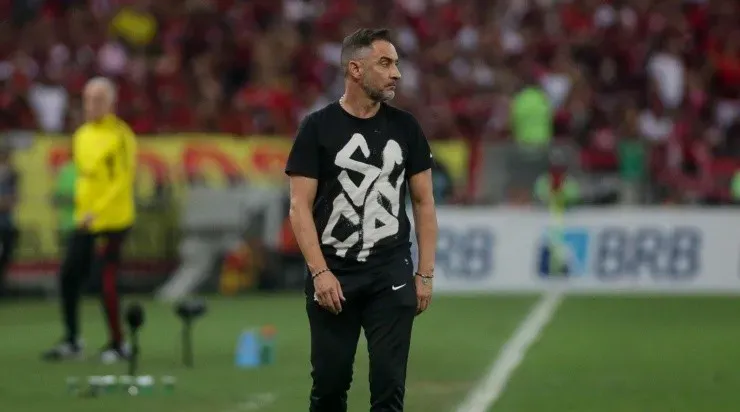 Foto: Rodrigo Coca/Agência Corinthians/Divulgação - O treinador ainda irá se reunir com o presidente antes de bater o martelo