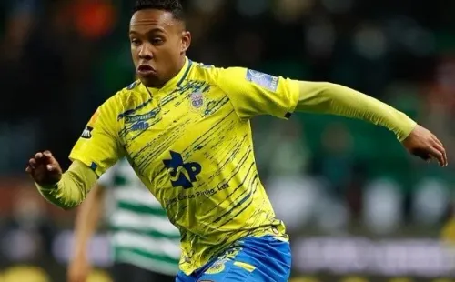 Foto: Arquivo Pessoal – Mateus Quaresma hoje é titular na LE do FC Arouca, da primeira divisão de Portugal