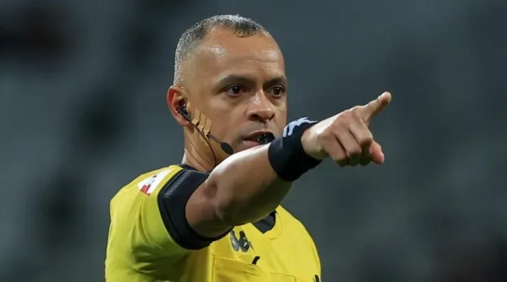 Foto: Marcello Zambrana/AGIF - Zinho 'acusou' Wilton.