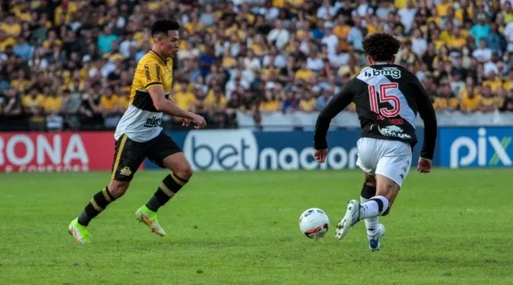 Foto: Lucas Sabino/AGIF - No primeiro turno, Vasco venceu como visitante.