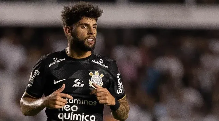 Foto: Raul Baretta/AGIF - Yuri Alberto foi expulso na vitória do Corinthians