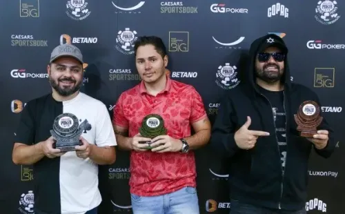 Pódio do No Breaks (Foto: Rafael Terra/WSOP Brazil)