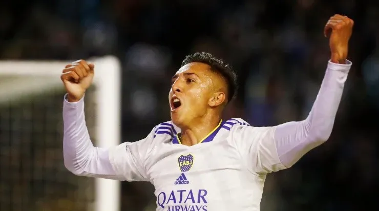 (Photo by Marcos Brindicci/Getty Images) - Almendra é um dos que interessam.