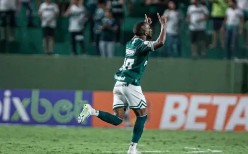Foto: Isabela Azine/AGIF – Diego marcou o gol de empate do Goiás